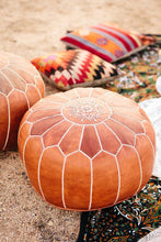 Charger l&#39;image dans la galerie, Pouf de cuir Decoration pour salon marocain
