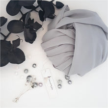 Charger l&#39;image dans la galerie, Chale hijab en crepe mousseline
